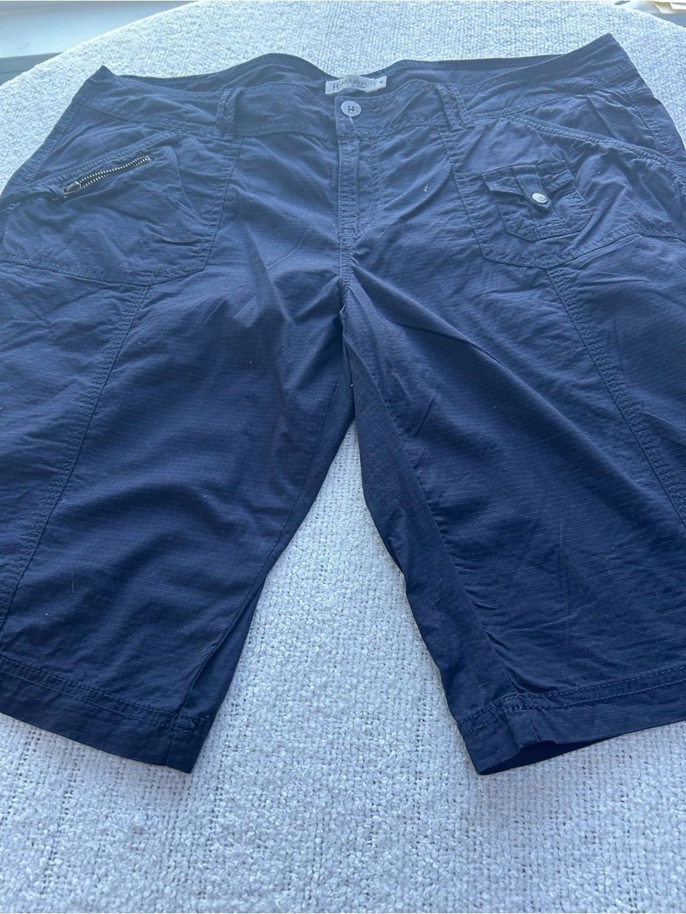 Revolution woman’s size 16 Navy Cargo Shorts-new or like new